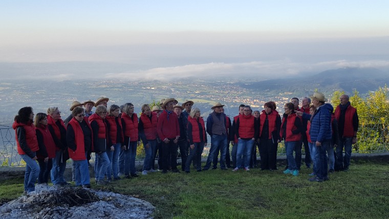 il Coro e i Sociu dla Bira al Santuario di Santa Elisabetta